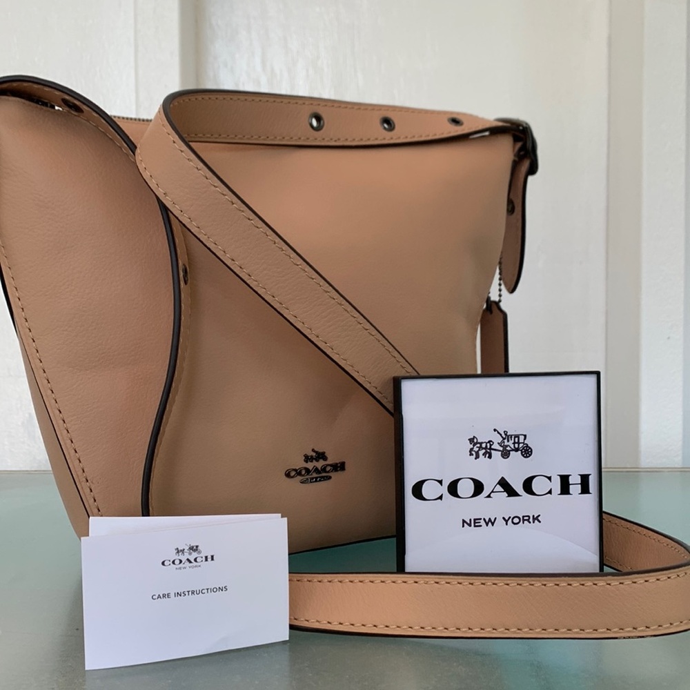 Coach Dufflette Tan Leather Crossbody NWOT